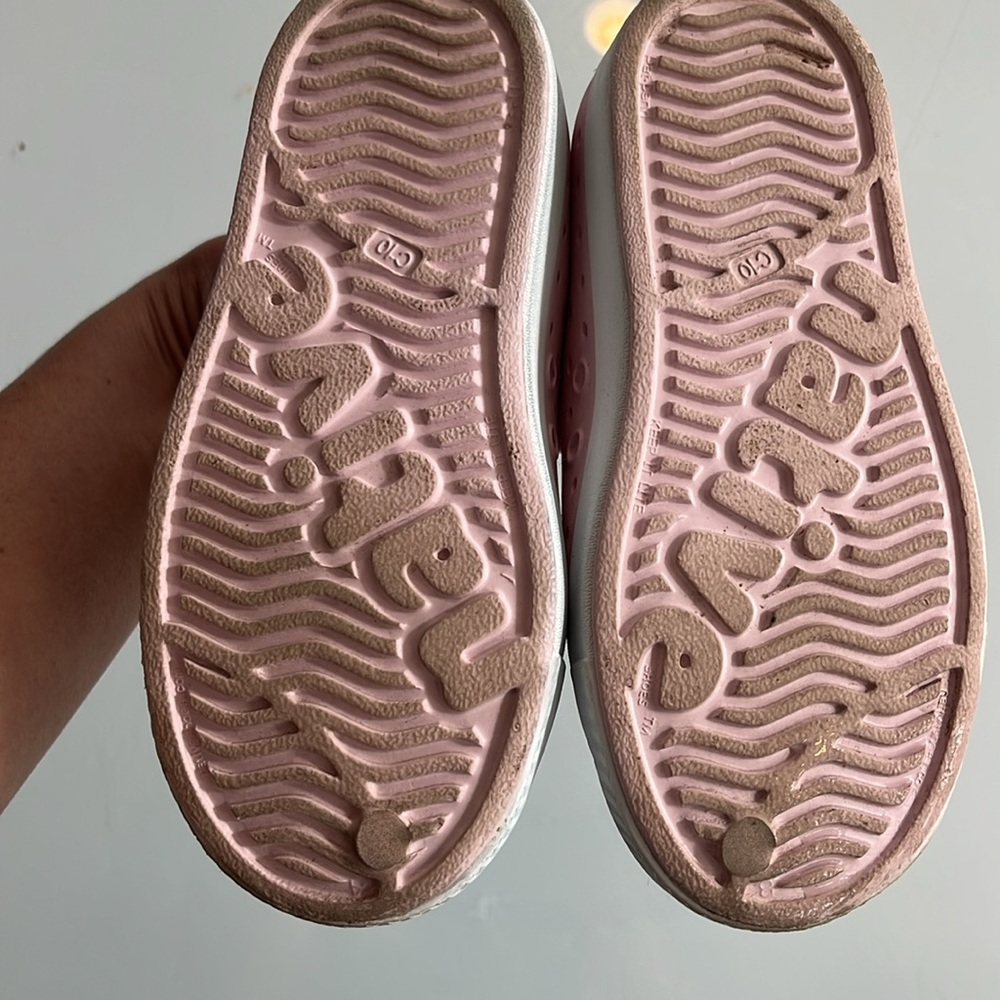 Light pink natives EUC - Picture 4 of 4